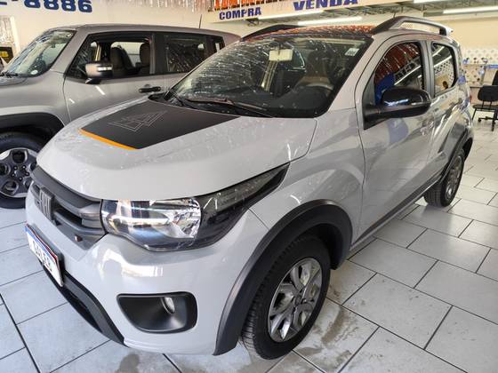FIAT MOBI 1.0 EVO FLEX TREKKING MANUAL FIAT MOBI 1.0 EVO FLEX TREKKING MANUAL